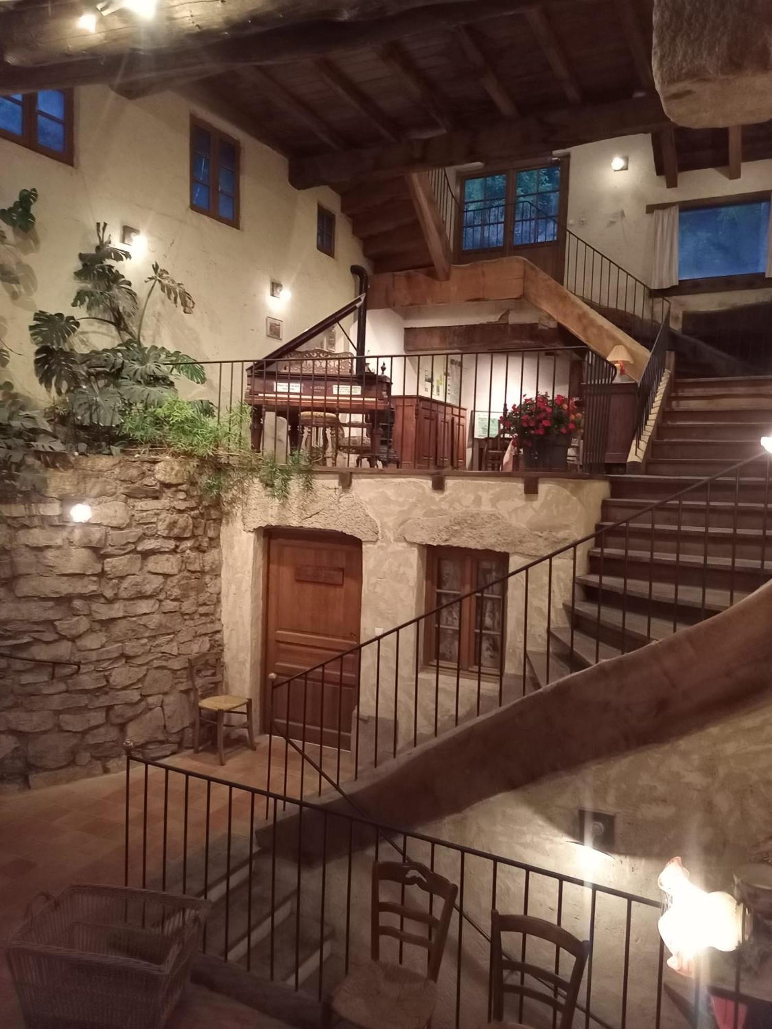 La Ferme Des Cevennes Hotel Florac Bagian luar foto